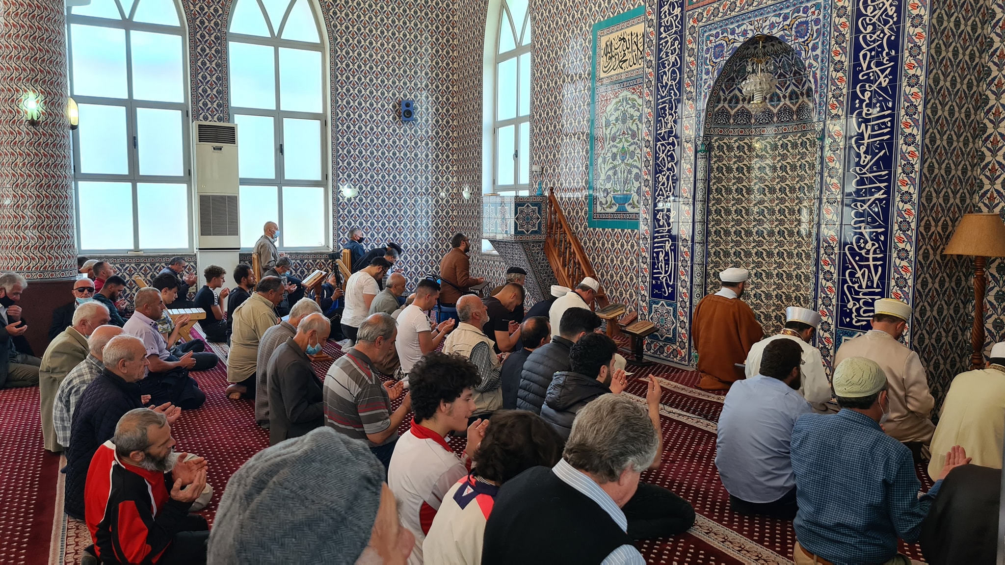 Hatmeja Sherife e Ramazanit mbledh besimtarët në prag të Natës së Kadrit