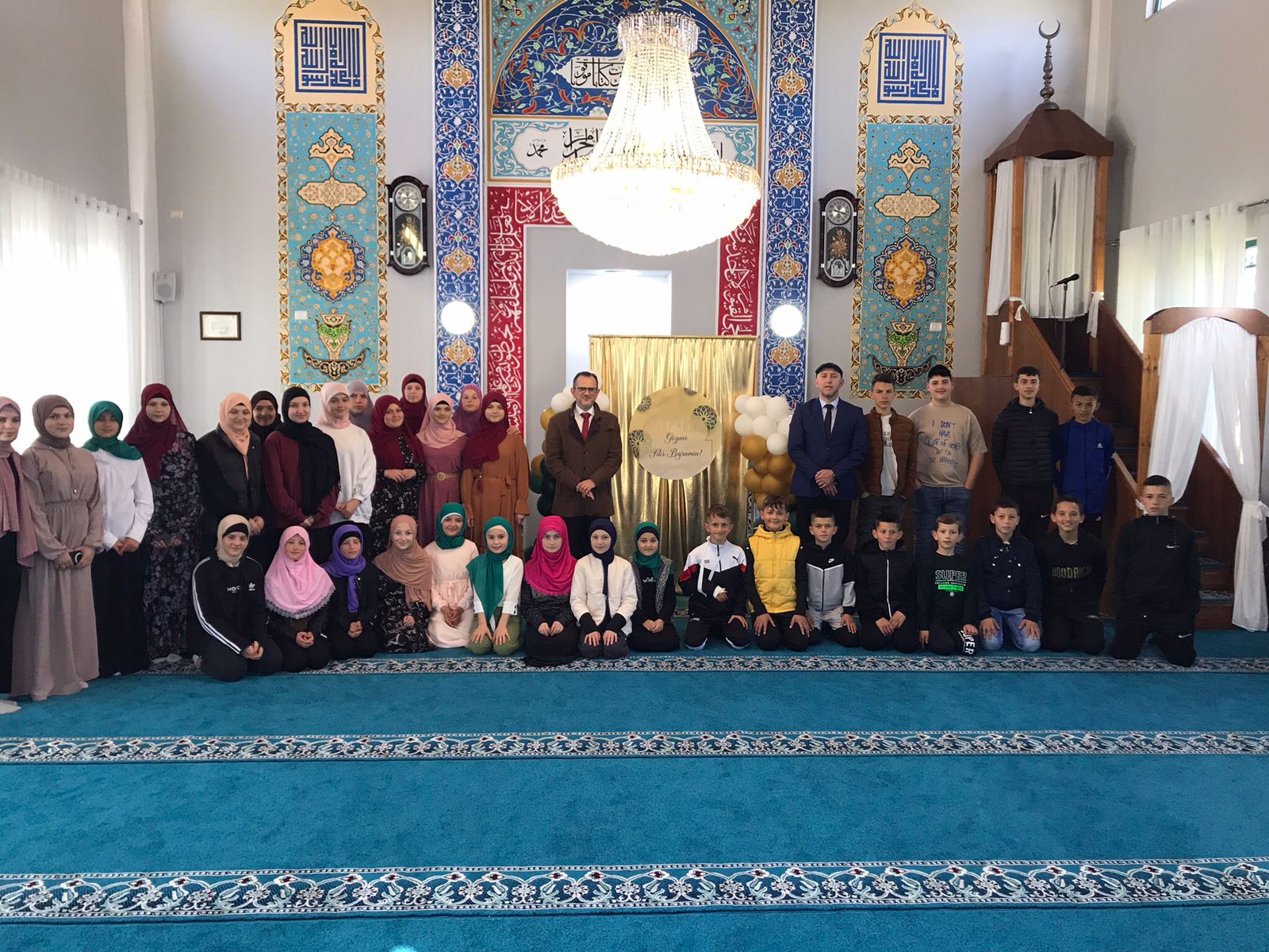 Atmosferë festive e Fitër Bajramit në disa mejtepe të xhamive të Shkodrës