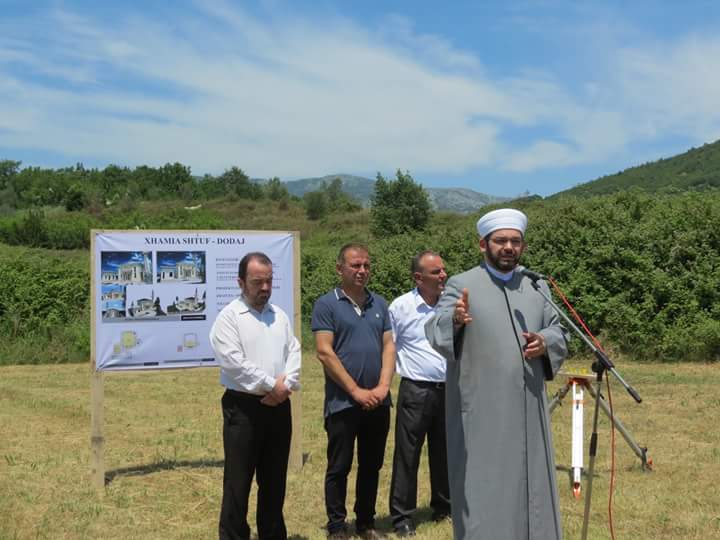 Ceremonia e fillimit të punimeve për xhaminë e re në fshatin Shtuf