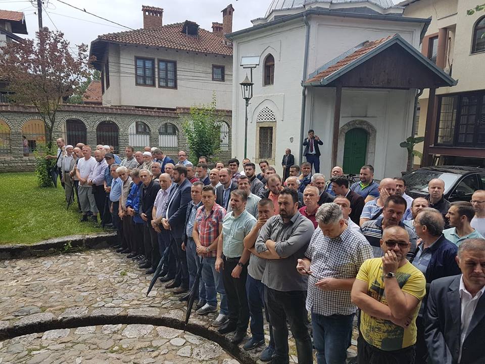 Prizren, Myftiu mori pjesë në ngushëllimet për Mr. Muhidin Ahmeti