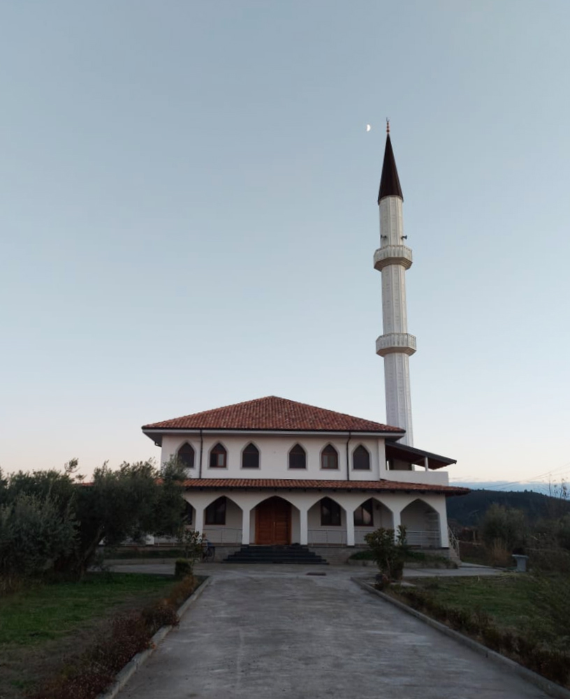 “Më e mira përgatitje është përkushtimi…”, ligjëratë në xhaminë e Mes-Myslimit
