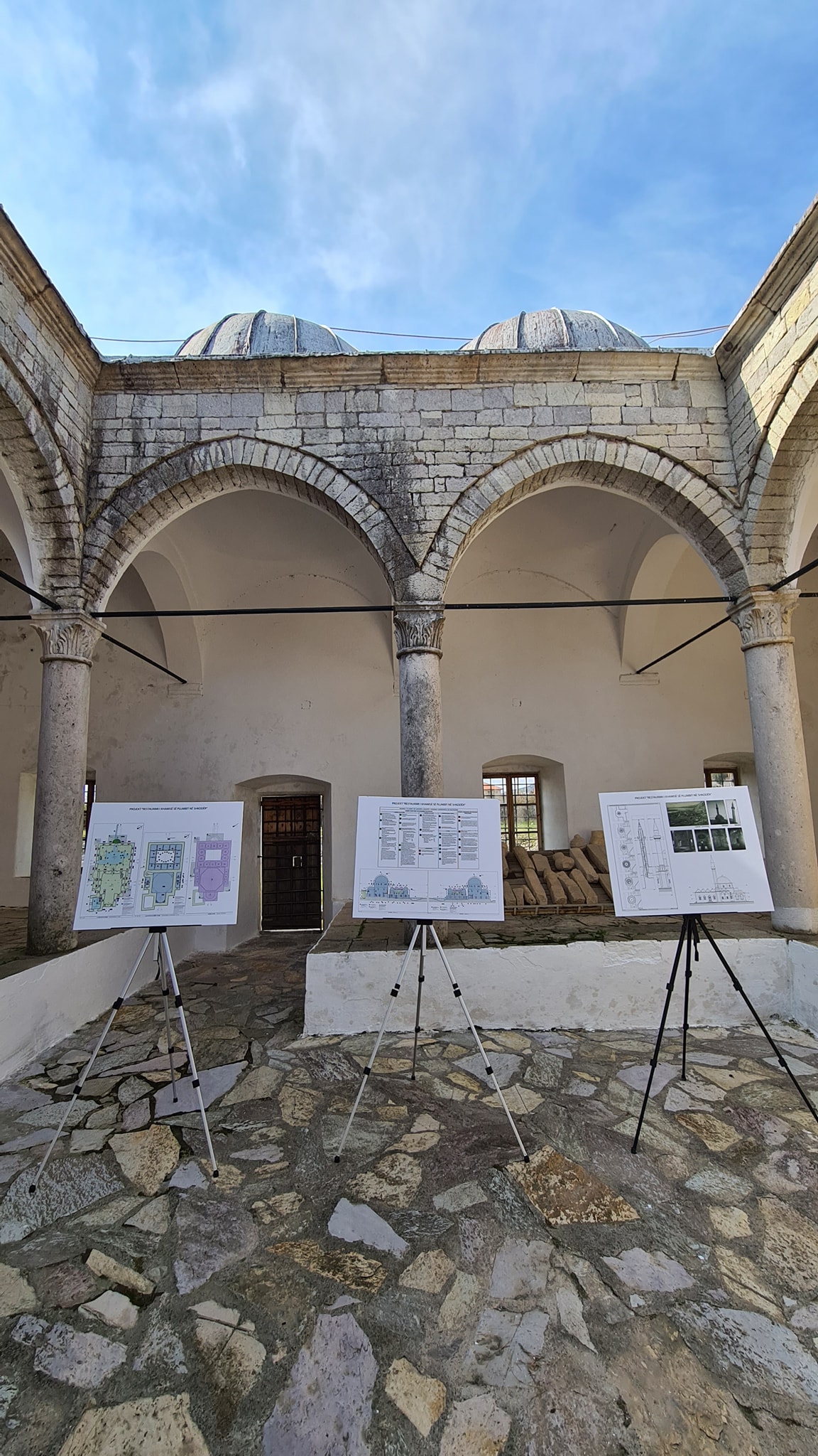 Myftiu: “Xhamia e Plumbit, gjurmë e trashëgimisë arnaute të arkitekturës osmane”