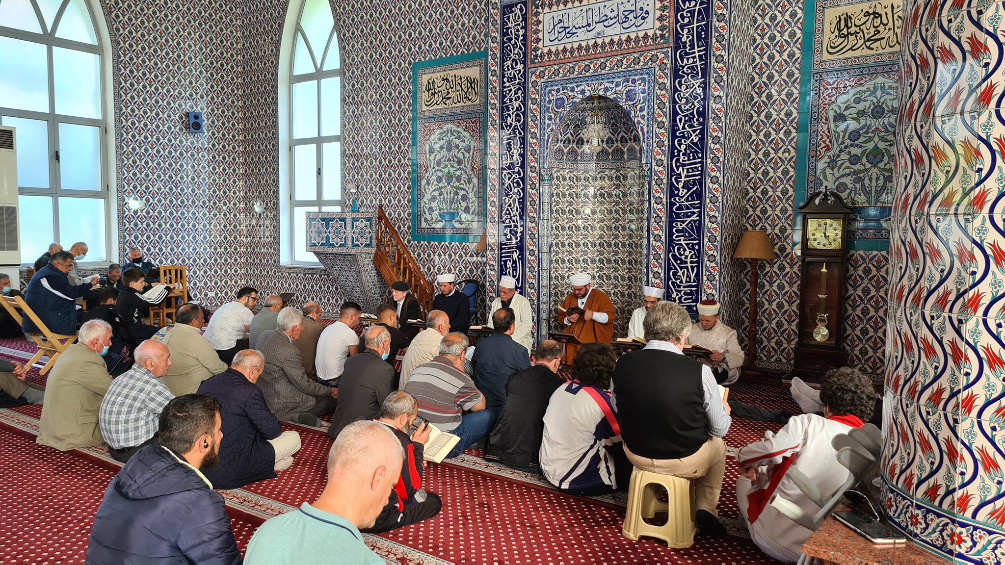 Hatmeja Sherife e Ramazanit mbledh besimtarët në prag të Natës së Kadrit