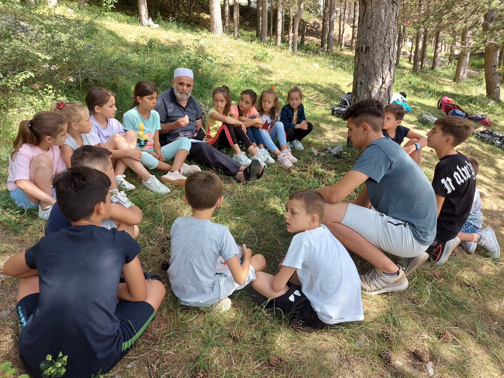 Programi i aktiviteteve “Mësojmë dhe argëtohemi” stacionohet në zonën  e Razmës