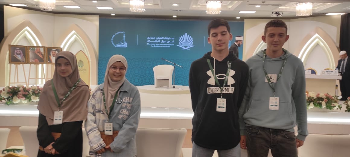 Nxënës të mejtepeve të xhamive të Shkodrës fitojnë çmime në Konkursin Ndërkombëtarë të Kur’anit Famëlartë në Tiranë