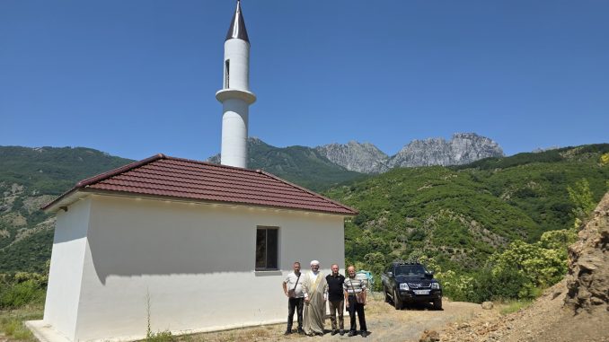 Xhamia e re në Bojaj, një thirrje amaneti shekullor!